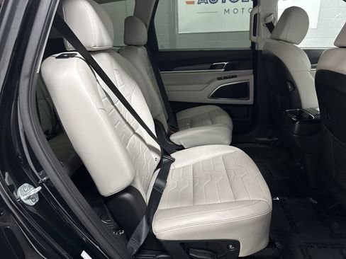 Used 2022 Kia Telluride SX w/ SX Prestige Package AWD/4WD image 35