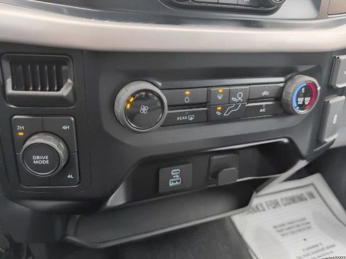 Used 2023 Ford F150 XLT AWD/4WD image 29