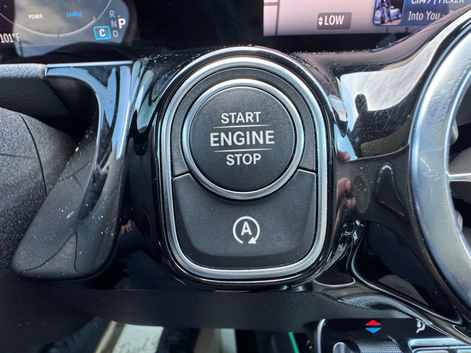 Used 2025 Mercedes-Benz GLA 250 4MATIC image 30