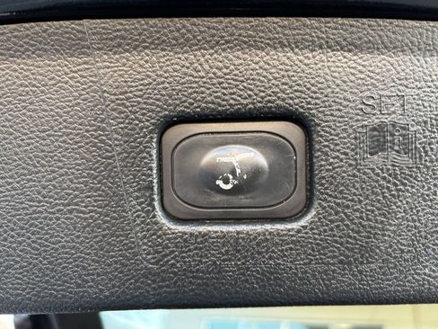 Used 2022 Ford Edge Titanium w/ Equipment Group 301A image 29