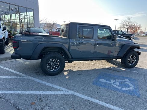 New 2026 Jeep Gladiator Mojave w/ Safety Group image 33