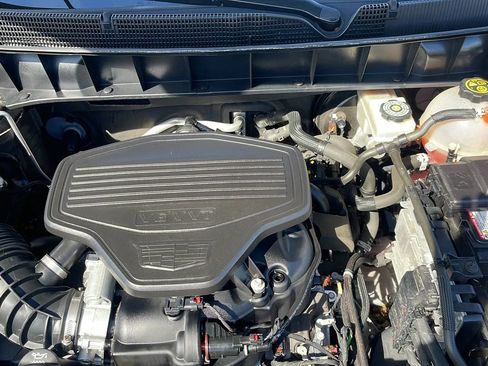 Used 2018 Cadillac XT5 Luxury w/ Driver Awareness Package FWD image 43