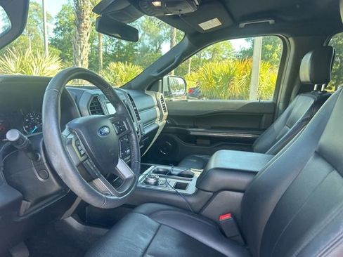 Used 2020 Ford Expedition XLT w/ Equipment Group 202A RWD image 8