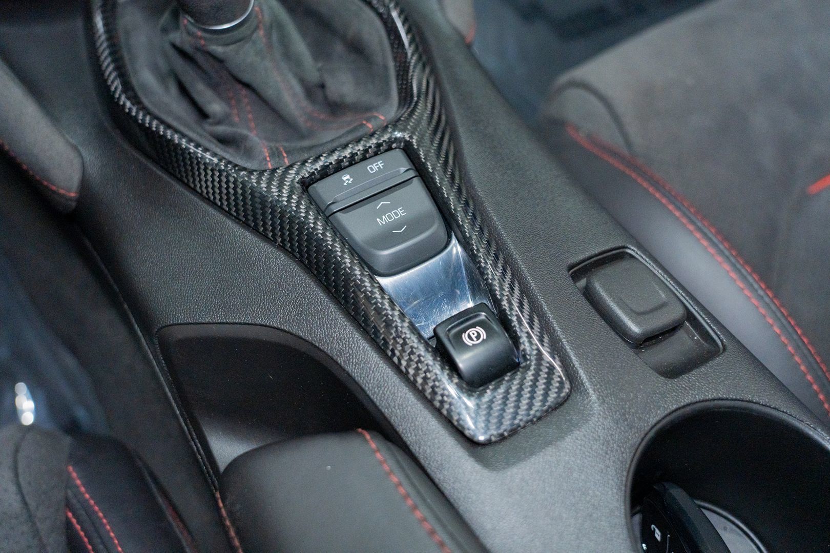 Used 2018 Chevrolet Camaro ZL1 RWD image 42