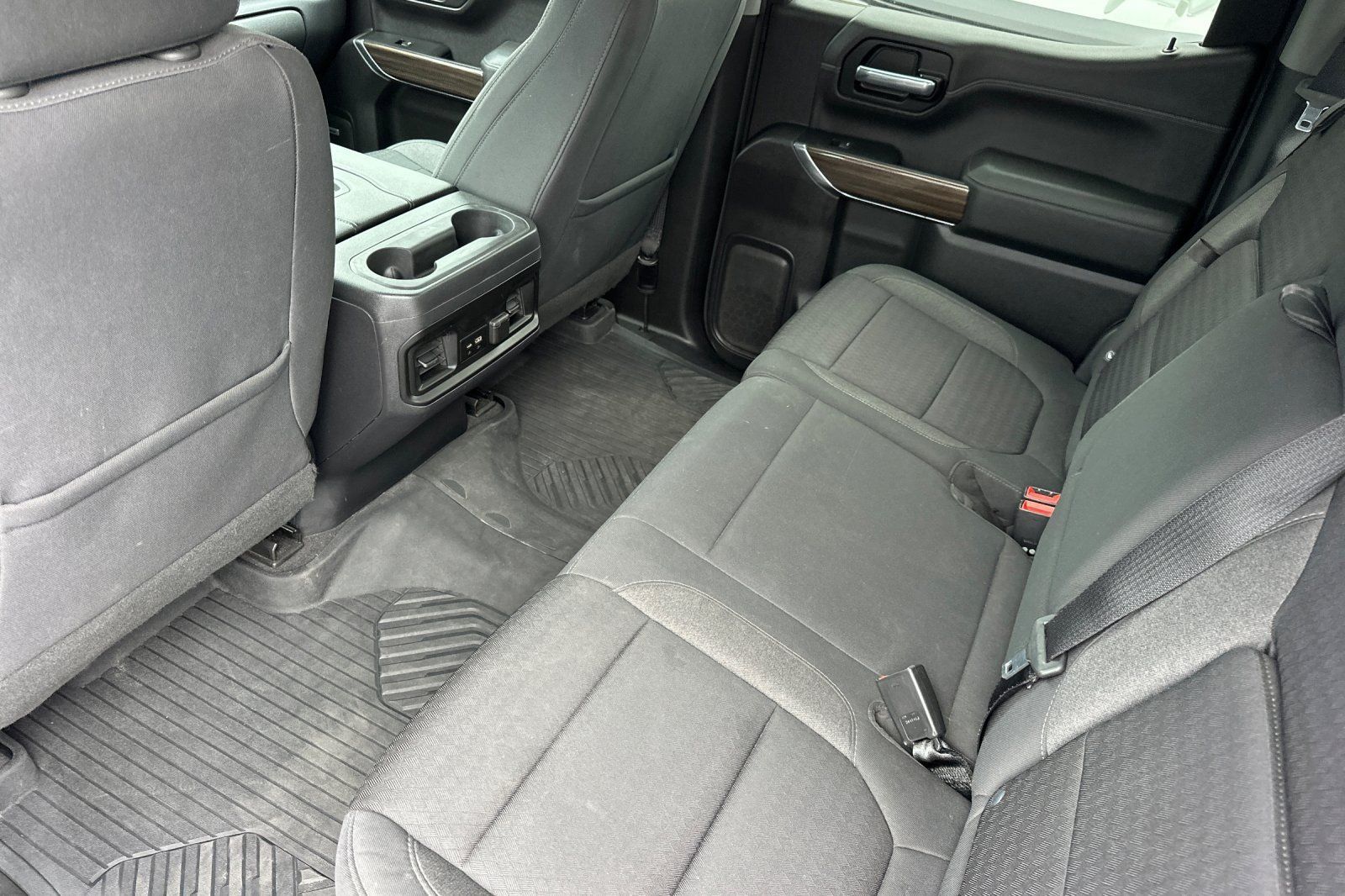 Used 2020 Chevrolet Silverado 1500 RST AWD/4WD image 13