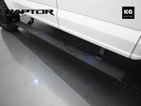Used 2025 Ford F150 Raptor AWD/4WD image 25