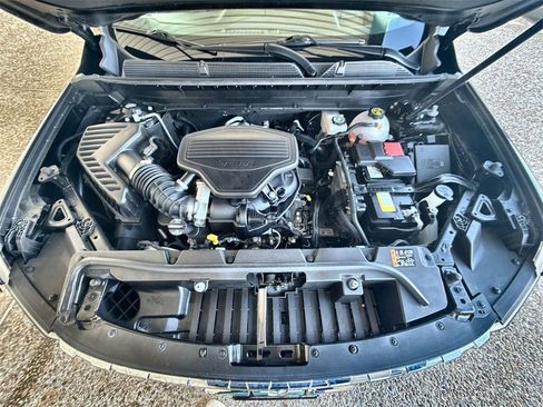 Certified 2023 GMC Acadia Denali w/ Denali Ultimate Package image 29