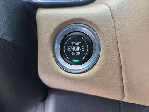 Used 2023 Chevrolet Tahoe Premier w/ Advanced Technology Package RWD image 24