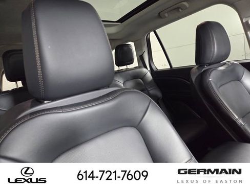 Used 2025 Lincoln Aviator AWD image 20