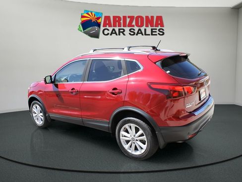 Used 2019 Nissan Rogue Sport SV w/ Technology Package image 2
