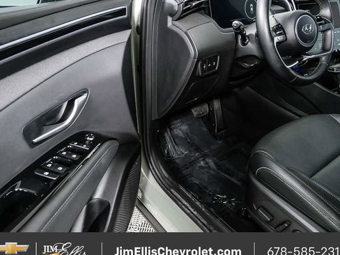 Used 2023 Hyundai Santa Cruz Limited image 8