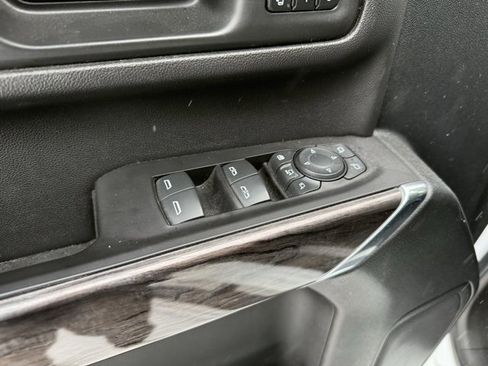 Used 2021 Chevrolet Silverado 2500 LTZ w/ Z71 Off-Road Package image 17