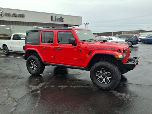 Used 2018 Jeep Wrangler Unlimited Rubicon w/ Dual Top Group AWD/4WD image 8