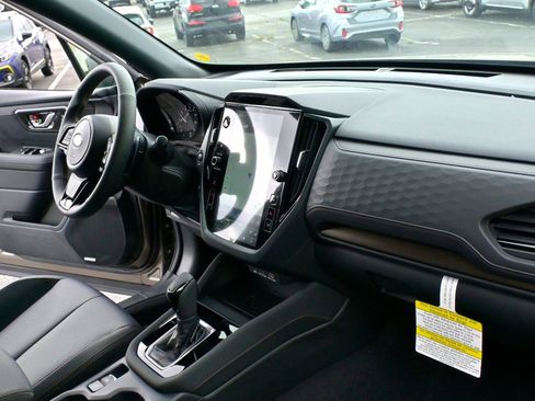 New 2025 Subaru Forester Touring image 32