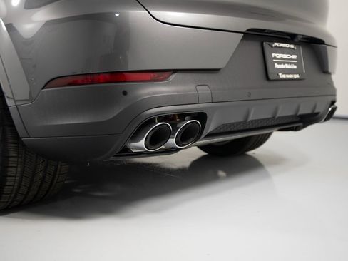 New 2026 Porsche Cayenne E-Hybrid image 45