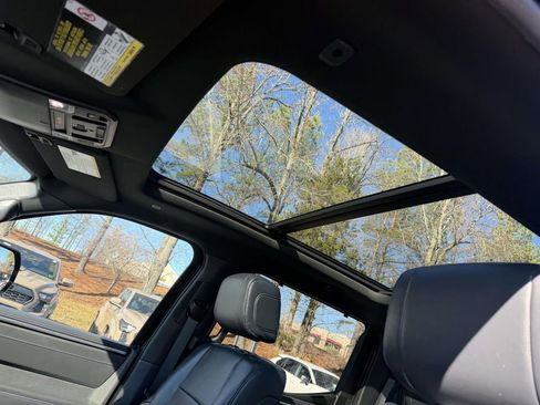 Used 2025 Toyota Tundra Platinum image 19