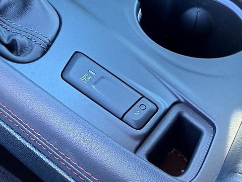 Used 2025 Dodge Durango R/T w/ Blacktop Package image 21