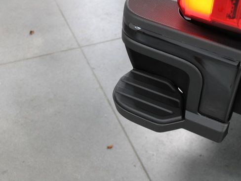 New 2026 Ford F250 Platinum image 18