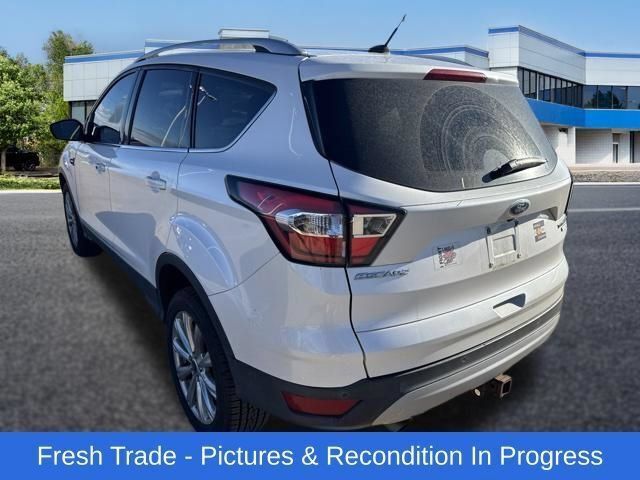 Used 2017 Ford Escape Titanium w/ Equipment Group 301A AWD/4WD image 3