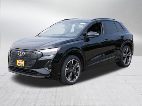 Used 2023 Audi Q4 e-tron Premium w/ Convenience Package AWD/4WD image 3