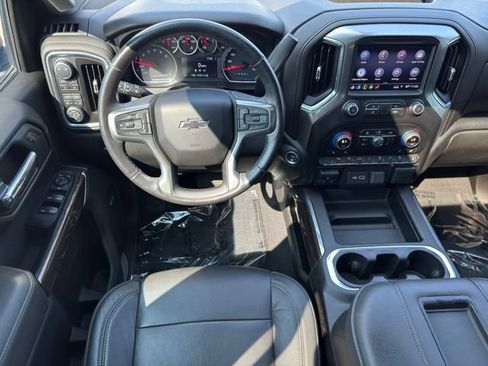 Used 2019 Chevrolet Silverado 1500 RST AWD/4WD image 15