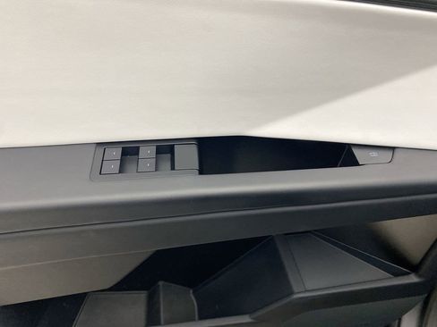 Used 2024 Tesla Cybertruck Cyberbeast AWD/4WD image 12