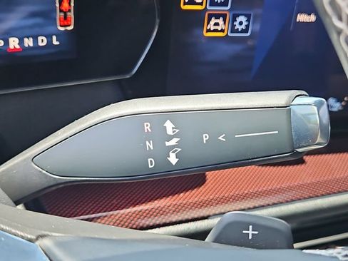 Used 2024 Chevrolet Traverse Z71 w/ Enhanced Driving Package AWD/4WD image 30