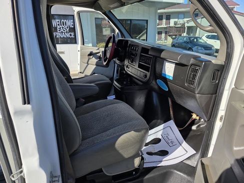 Used 2012 Chevrolet Express 2500 w/ Power Package image 24