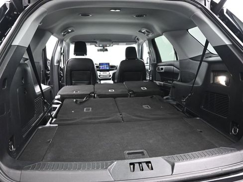 Certified 2022 Ford Explorer XLT w/ Equipment Group 202A image 24