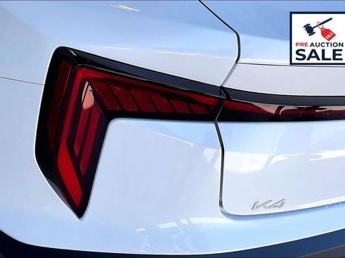 Used 2025 Kia K4 FWD image 28