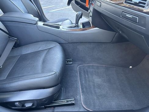 Used 2011 BMW 328i Sedan RWD image 34