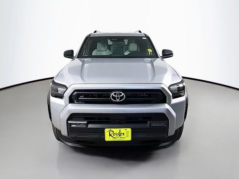 New 2026 Toyota 4Runner SR5 AWD/4WD image 2