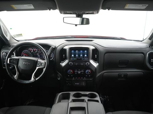 Used 2021 Chevrolet Silverado 1500 RST w/ Z71 Off-Road Package AWD/4WD image 13