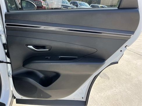 Used 2024 Hyundai Tucson SEL image 25