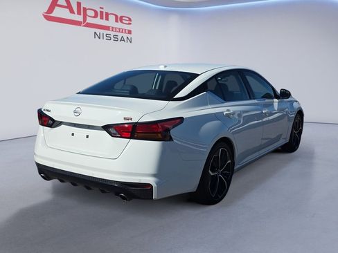 Used 2024 Nissan Altima 2.5 SR image 5