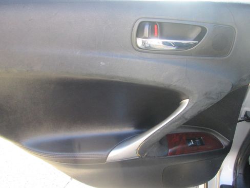 Used 2006 Lexus IS 250 image 17