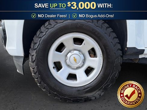 Used 2022 Chevrolet Colorado W/T AWD/4WD image 13