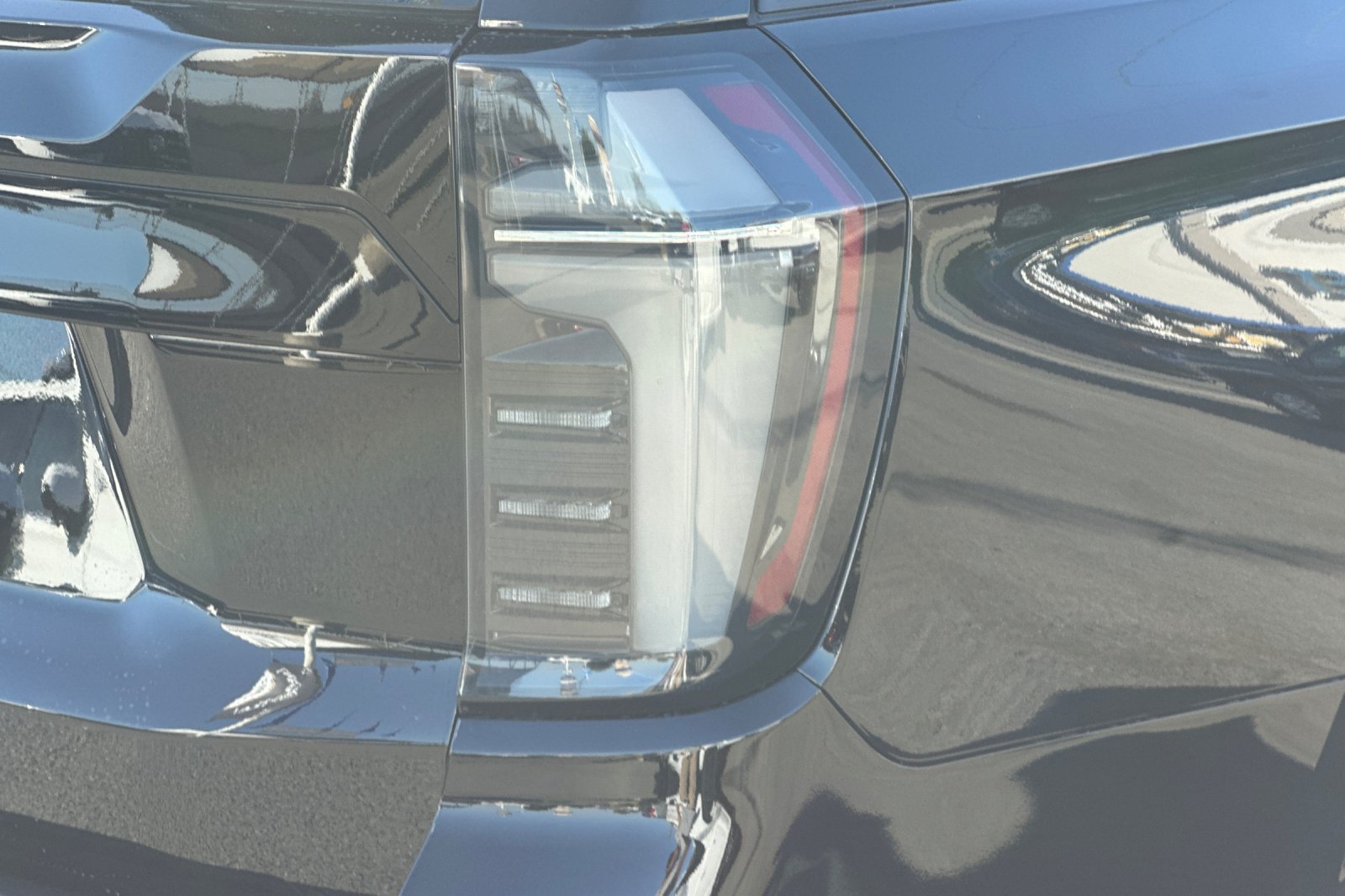 New 2026 Chevrolet Tahoe High Country RWD image 30