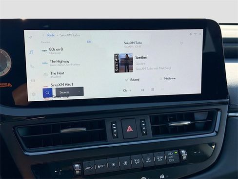 New 2025 Lexus ES 350 w/ Premium Package image 32