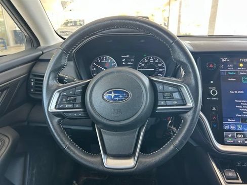 Used 2024 Subaru Outback Premium AWD/4WD image 12