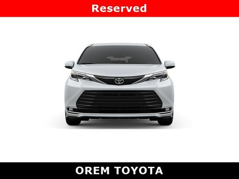 New 2026 Toyota Sienna Platinum image 17