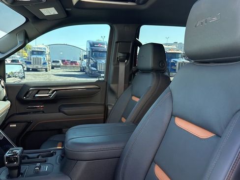 Used 2026 GMC Sierra 1500 AT4 w/ AT4 Premium Package AWD/4WD image 13