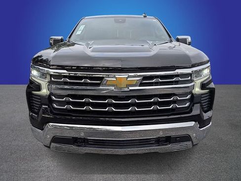Used 2025 Chevrolet Silverado 1500 LTZ w/ LTZ Premium Package AWD/4WD image 8