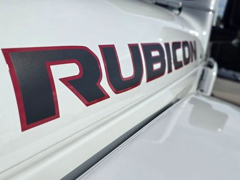 Used 2023 Jeep Wrangler Unlimited Rubicon w/ Safety Group AWD/4WD image 9