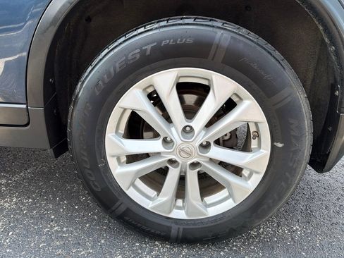 Used 2015 Nissan Rogue SV FWD image 11