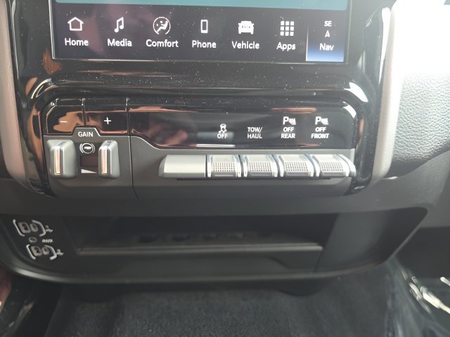 Used 2026 RAM 2500 Big Horn AWD/4WD image 24