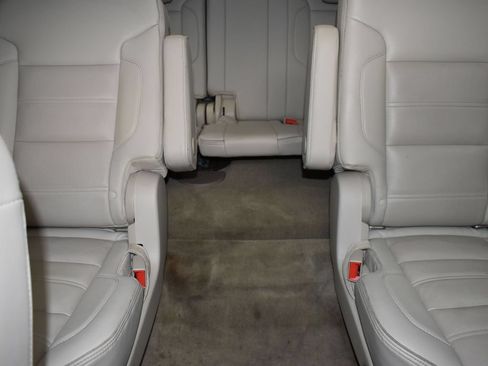 Used 2019 GMC Yukon Denali w/ Open Road Package RWD image 28