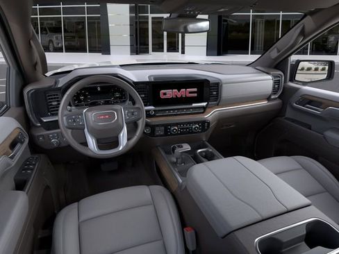 New 2026 GMC Sierra 1500 SLT AWD/4WD image 15