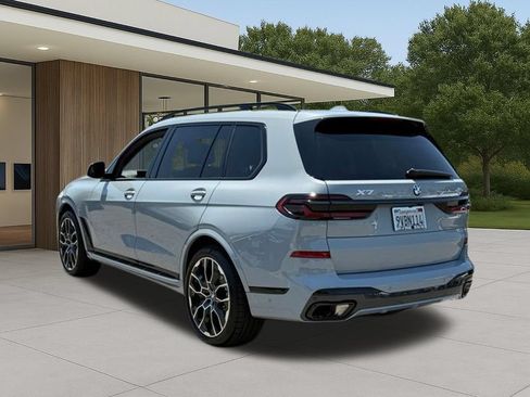 Used 2026 BMW X7 xDrive40i w/ M Sport Package AWD/4WD image 11