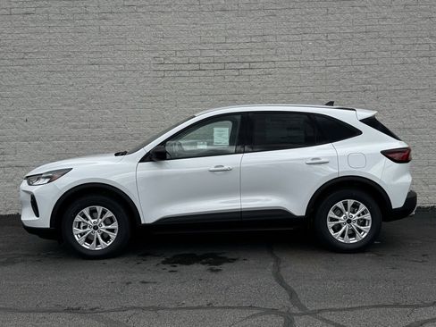 New 2025 Ford Escape Active image 8